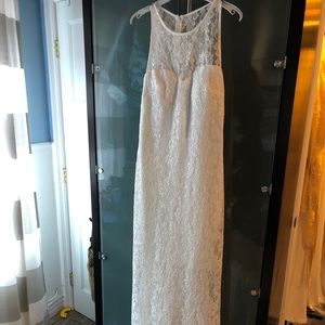 White lace dress- sleeveless lace